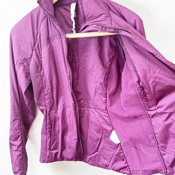 Lululemon Plum Run For Cold Jacket - Size 4 - Picture 4 of 6
